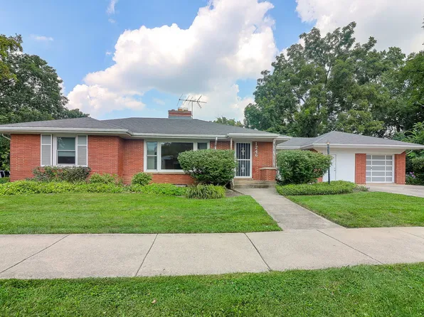 1246 Warren Ave, Downers Grove, IL 60515