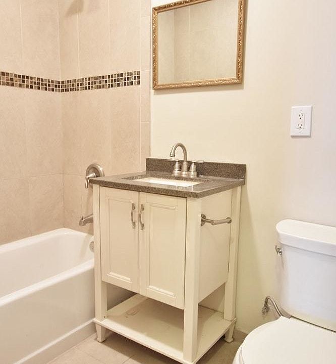 1st image of 1912 3rd Ave #8