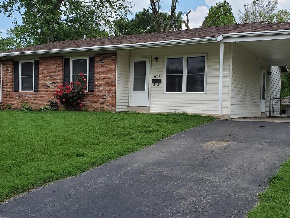 house with carport