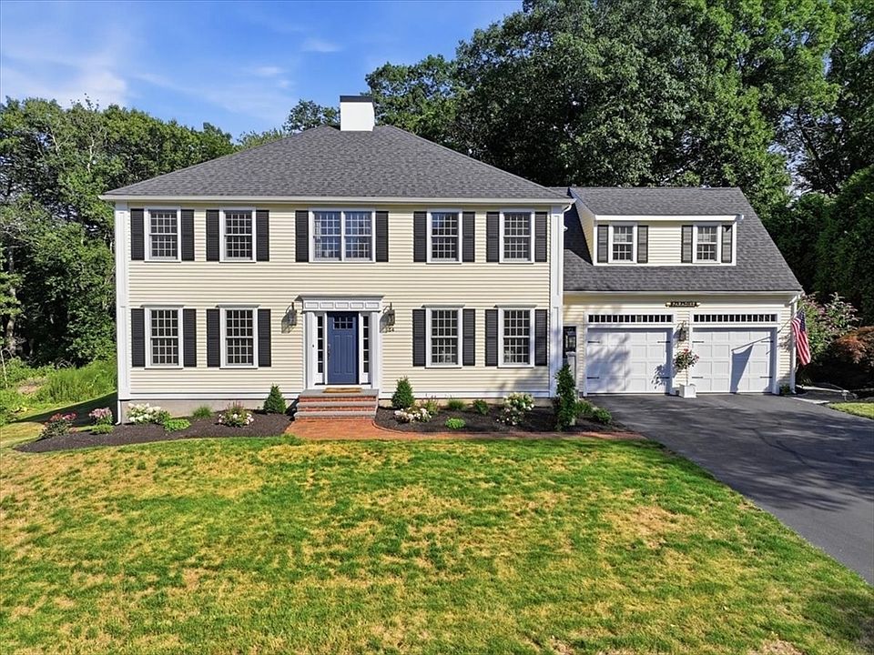 1st image of 14 Windward Ln