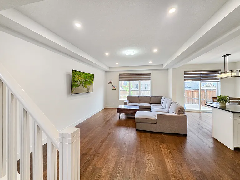 167 Windbrook Mnr SW — Photo 10