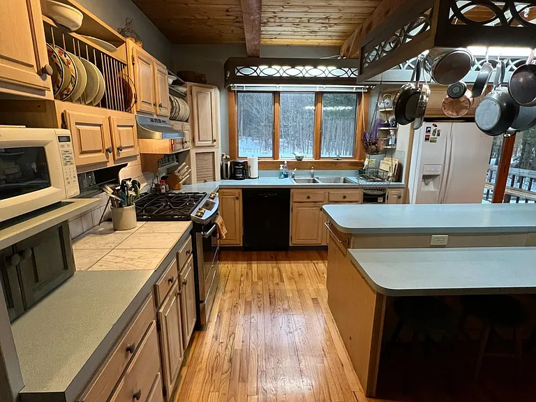 5237 Elmore Mountain Rd — Photo 9