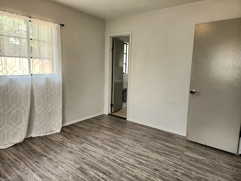 124 New Mexico Dr — Photo 28
