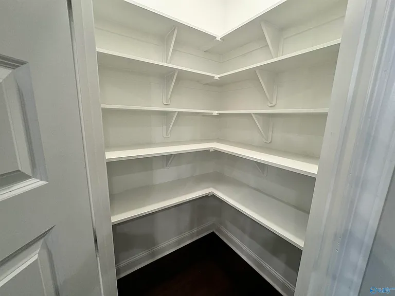 109 Kambry Grove Dr — Photo 15
