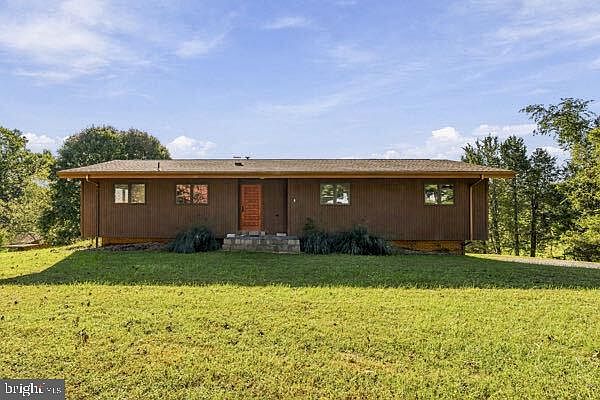 1st image of 12693 Triadelphia Rd