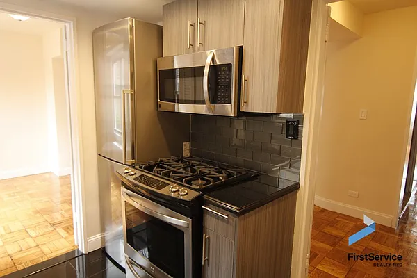 Rented by FirstService Realty (legacy) | media 28