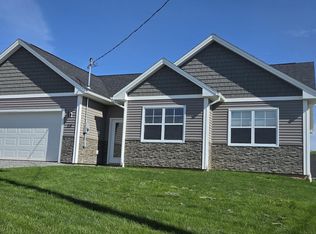43 Ridge Ave, Stewiacke, NS B0N2J0