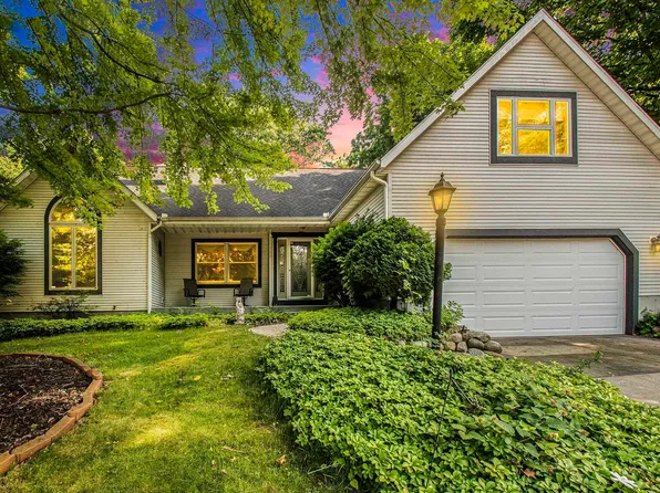945 Handlebar Rd, Mishawaka, IN 46544