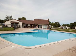 Candlewick Court, Owosso, MI 48867