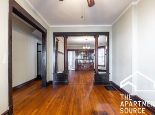 1631 N Mozart St #1F, Chicago, IL 60647