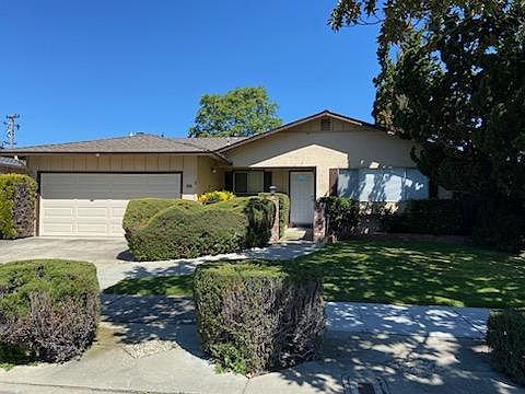 1st image of 943 Iris Ave
