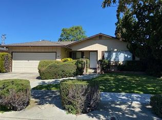 943 Iris Ave, Sunnyvale, CA 94086