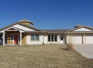 720 1st St, Reading, KS 66868