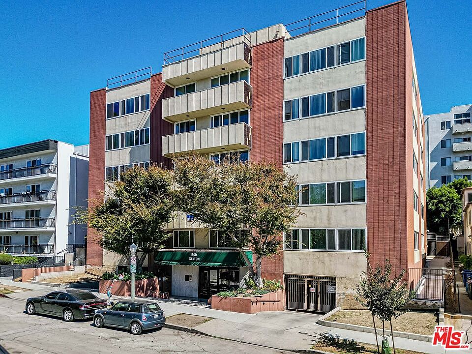 1st image of 540 Kelton Ave APT 105