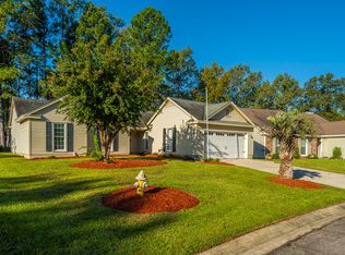 107 Saxton Ct, Goose Creek, SC 29445