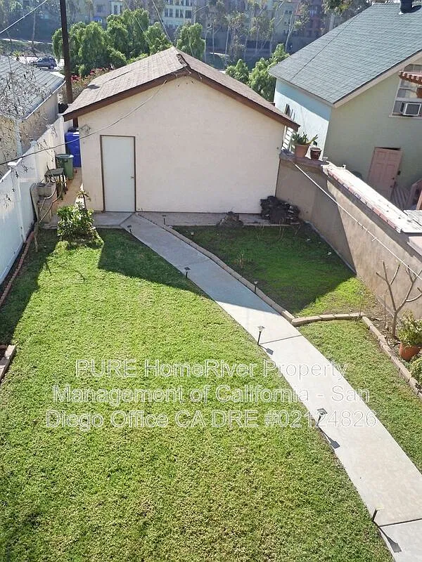 3 bed, 2.0 bath, 1475 sqft, $3,850 — Photo 2