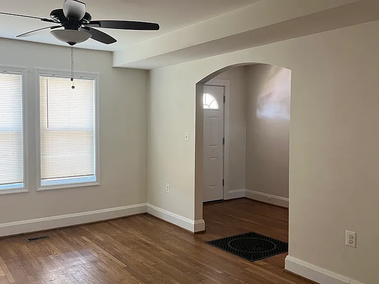 58 W Green St — Photo 5