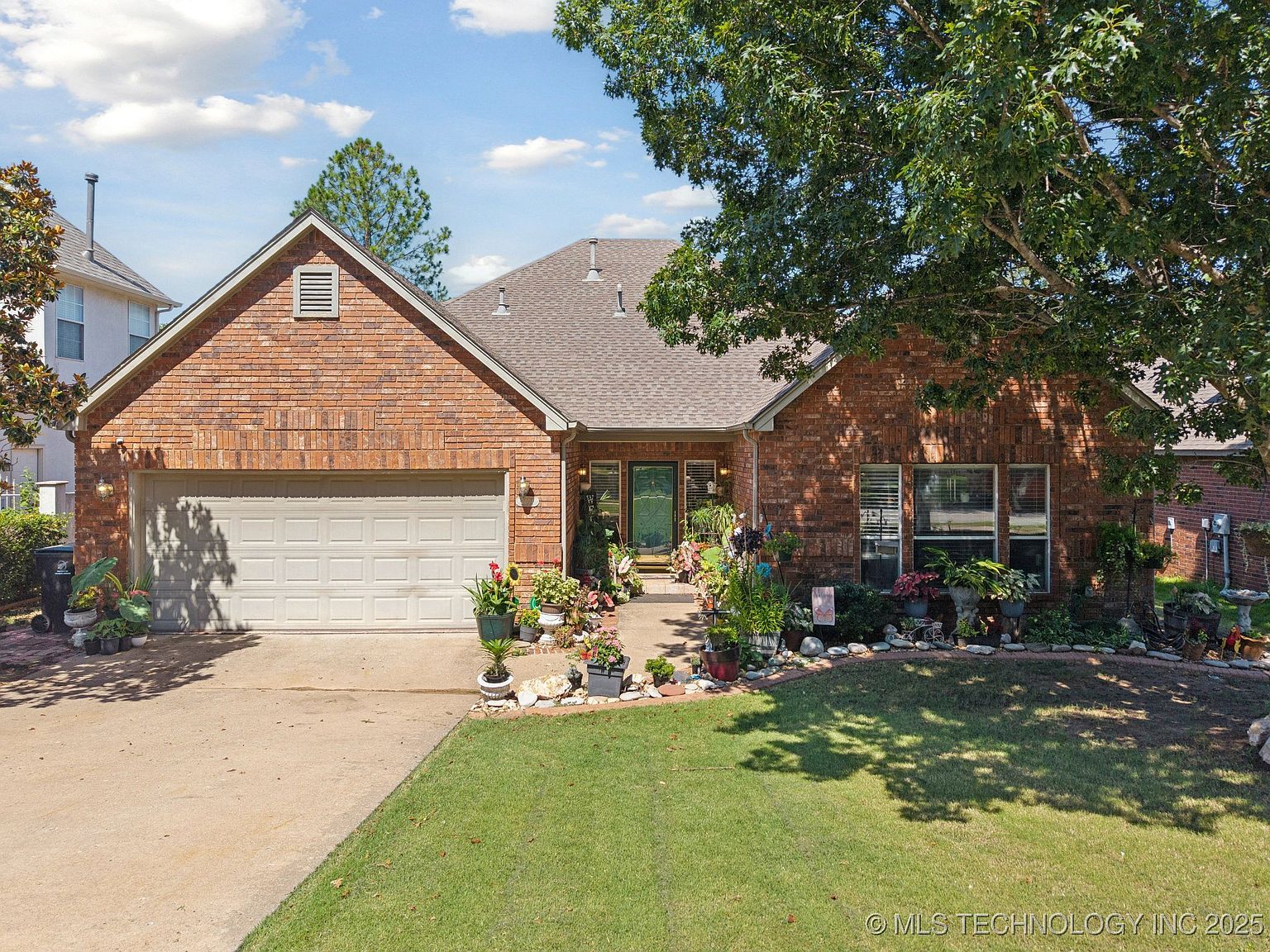 3404 N Battle Creek Dr