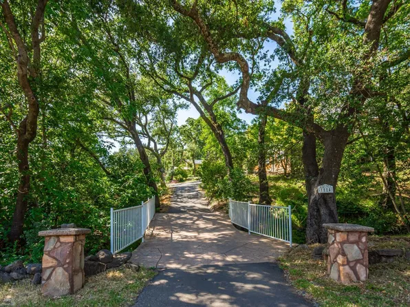 1114 Mount George Avenue, Napa, CA 94558