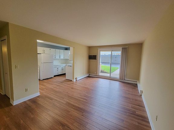 3rd image of 5372 36th Ave APT 18