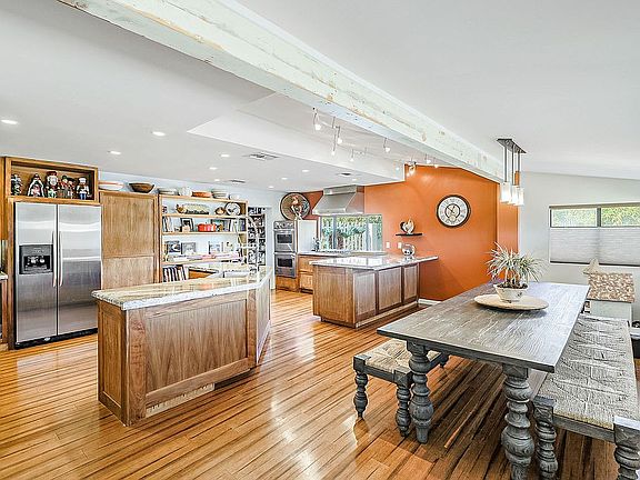 3rd image of 11428 N 64th Pl