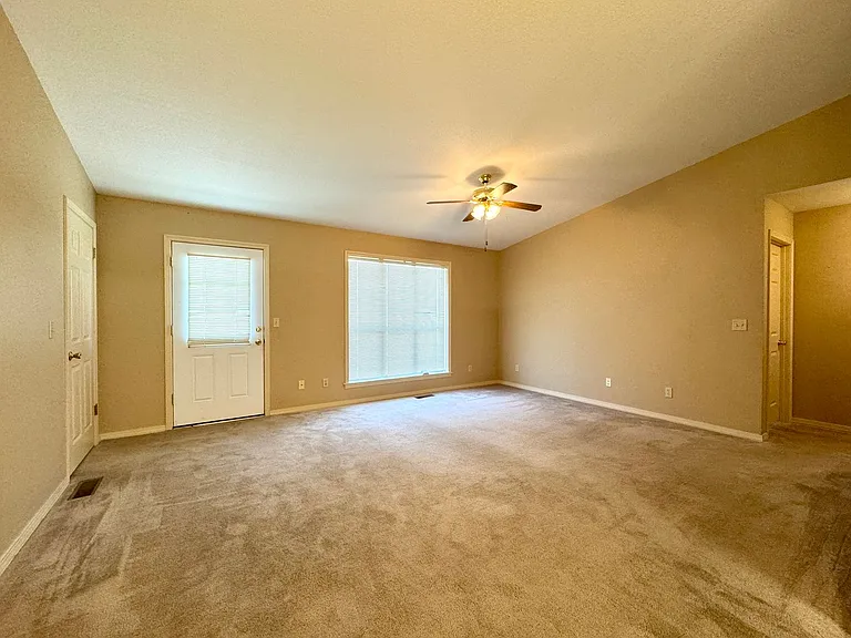 3 Fox Run Ln — Photo 2