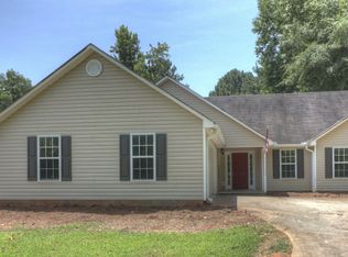 245 Cottonwood Ct, Jackson, GA 30233