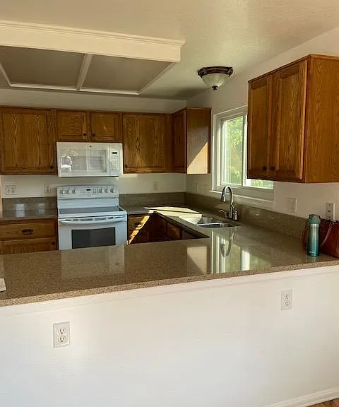91 Red Oak Ct — Photo 5