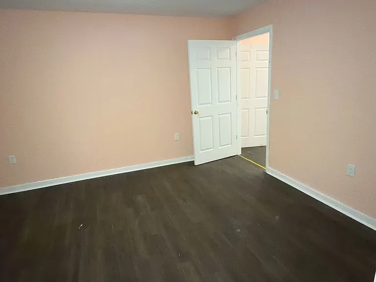600A Gamble St — Photo 5