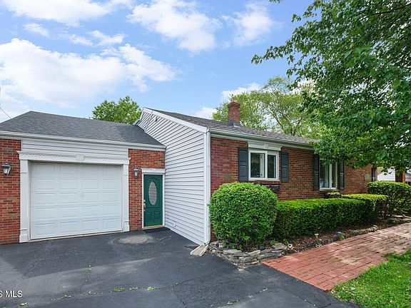 2nd image of 28552 McCarty Dr