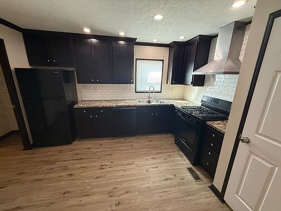 2nd image of 47 Bluebird Hill Dr #414