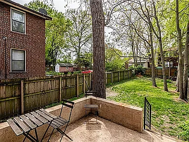 3 bed, 925 sqft, $2,150 — Photo 4