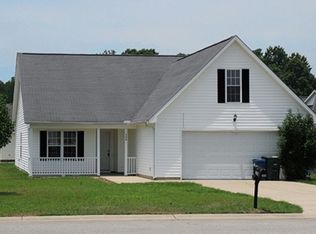 308 Blue Heron Ct, Fayetteville, NC 28314