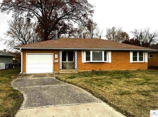 2406 Margaret Ave, Sedalia, MO 65301