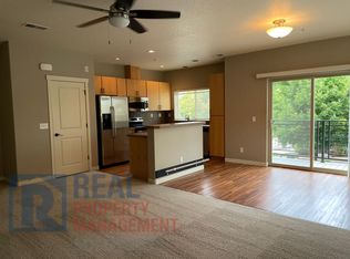 8750 NE Delamere Way, Hillsboro, OR 97006