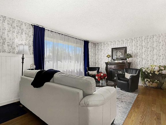 5th image of 9622 E 108th Ave