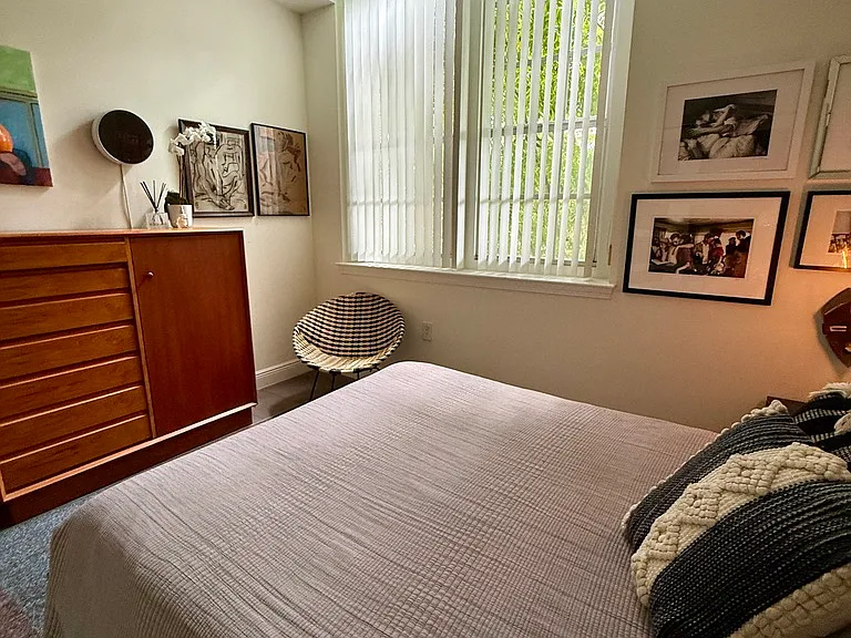701 Mirror Lake Dr N #215 — Photo 25
