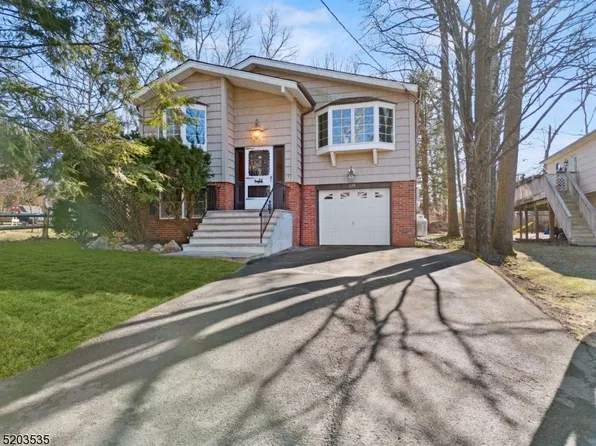 120 Brendona Ave, Hopatcong Boro, NJ 07843