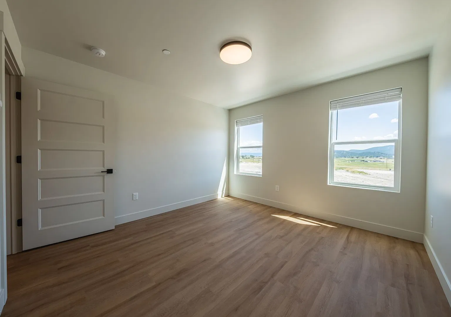 2 bed 2 bath apartment — Photo 1