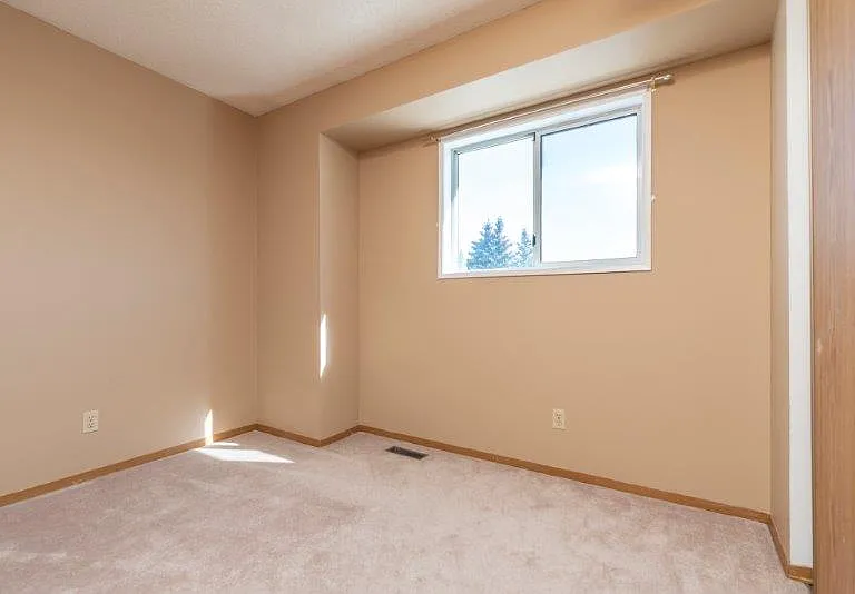 188 Taradale Close NE — Photo 10