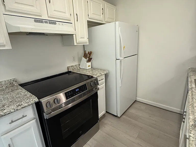 1061 W Beaver Creek Blvd — Photo 5