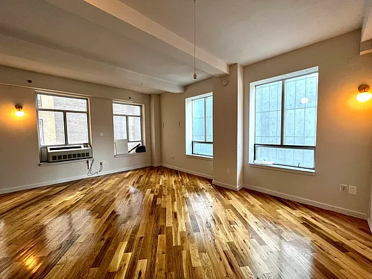 Rented by City Connections Realty | media 1