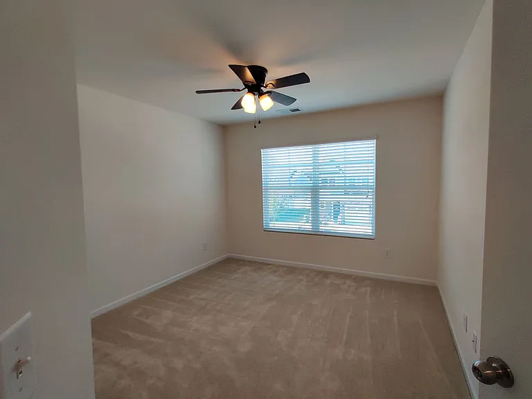 13423 Savannah Point Dr — Photo 21