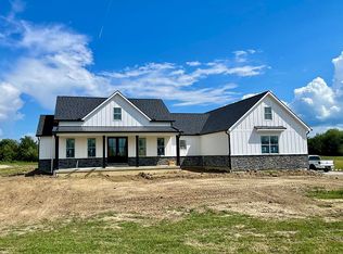 902 Knollhaven Rd, Xenia, OH 45385