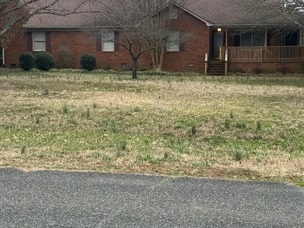 1313 Hickory Woods Dr, Monroe, NC 28112