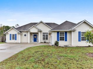 106 Snapper Ct, Saint Marys, GA 31558
