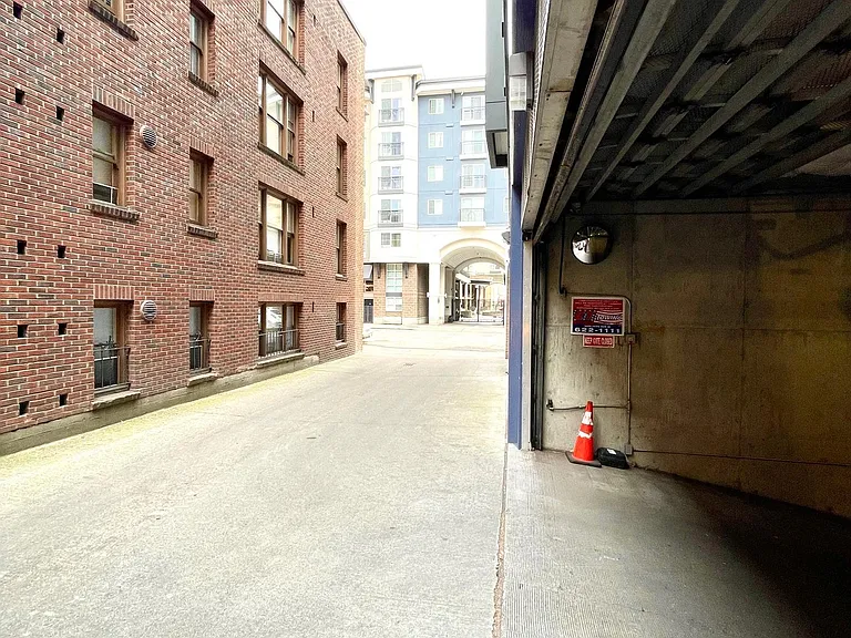 The Sidney — Photo 37