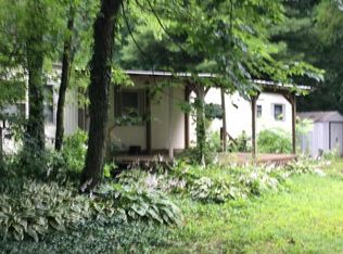 32222 Adeline St, Colon, MI 49040