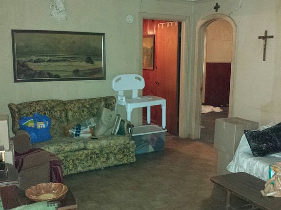 3rd image of 3309 Childress St