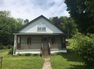 2862 Rock Lick Creek Rd, Science Hill, KY 42553